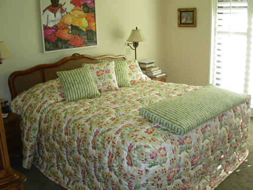 Custom Headboards & Beddings